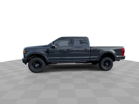 Used 2021 Ford F350 Lariat image 7