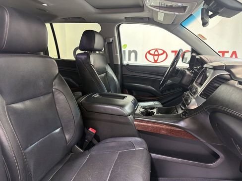 Used 2020 GMC Yukon XL SLT AWD/4WD image 12