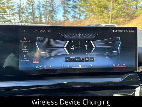 Certified 2025 BMW 530i xDrive 530i xDrive w/ Premium Package image 22