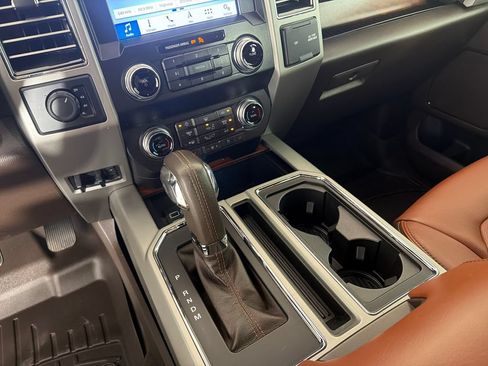 Used 2019 Ford F150 King Ranch w/ Equipment Group 601A Luxury AWD/4WD image 16