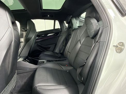 Certified 2024 Porsche Panamera image 18