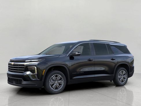 New 2026 Chevrolet Traverse LT w/ Driver Confidence Package AWD/4WD image 2