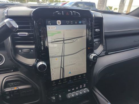 Used 2024 RAM 3500 Limited image 8