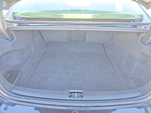 Used 2021 Volvo S60 T5 Momentum image 12