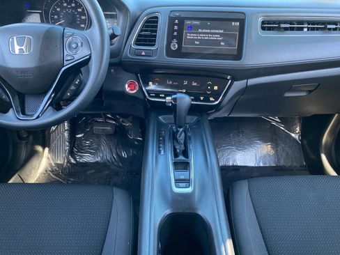 Used 2022 Honda HR-V EX image 11