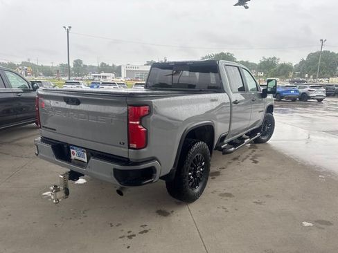 Used 2024 Chevrolet Silverado 2500 LT w/ Z71 Sport Edition AWD/4WD image 4