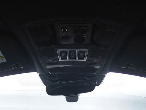 Used 2023 Land Rover Discovery S R-Dynamic AWD/4WD image 25