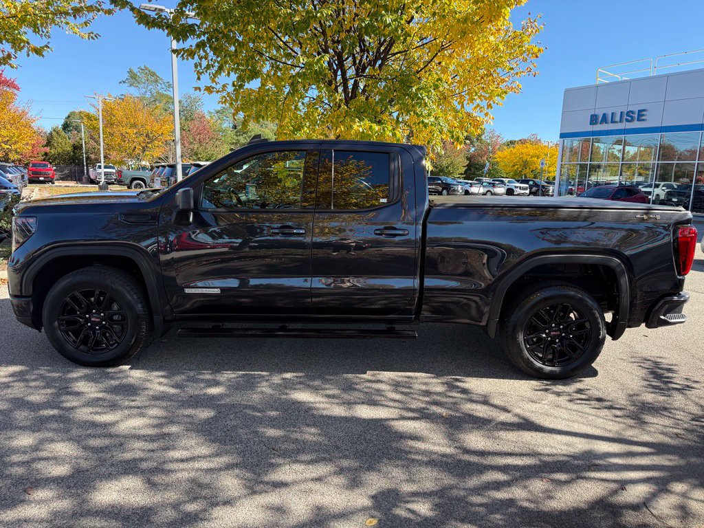 Used 2023 GMC Sierra 1500 Elevation AWD/4WD image 2
