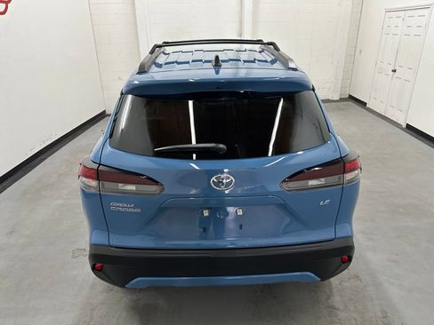 Used 2026 Toyota Corolla Cross LE FWD image 12