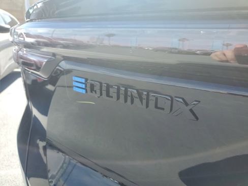 New 2026 Chevrolet Equinox EV RS image 7