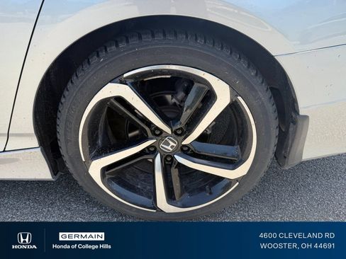 Used 2022 Honda Accord Sport image 11