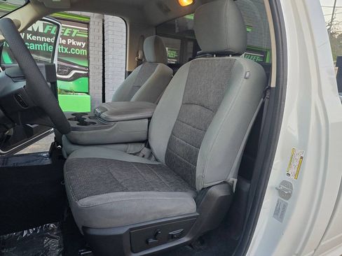 Used 2016 RAM 1500 Lone Star RWD image 14