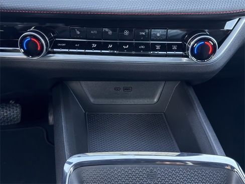 New 2026 Chevrolet Equinox RS image 16