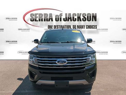 Used 2020 Ford Expedition XLT w/ Equipment Group 202A RWD image 3