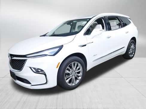 Certified 2023 Buick Enclave Avenir w/ Avenir Technology Package AWD/4WD image 3