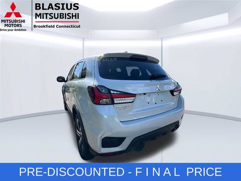 Used 2025 Mitsubishi Outlander Sport ES AWD/4WD image 11