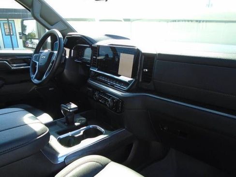 Certified 2025 Chevrolet Silverado 1500 LTZ w/ LTZ Premium Package AWD/4WD image 22