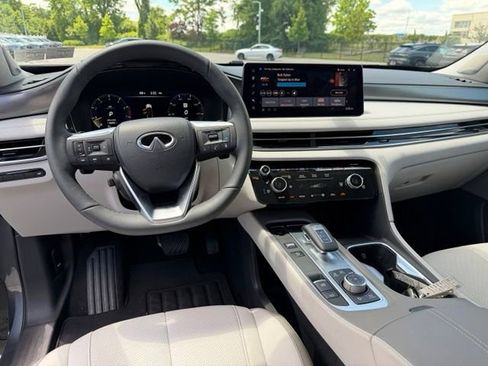 Certified 2026 INFINITI QX60 Luxe w/ Cargo Package AWD/4WD image 13
