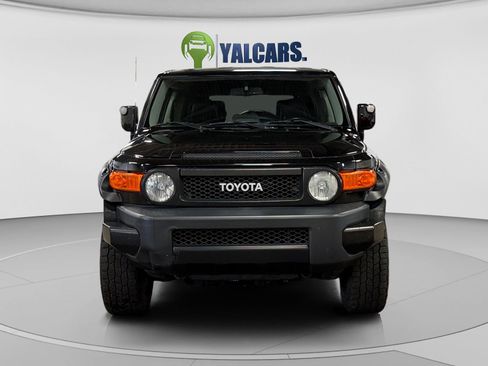 Used 2012 Toyota FJ Cruiser 4WD w/ Upgrade Pkg image 8