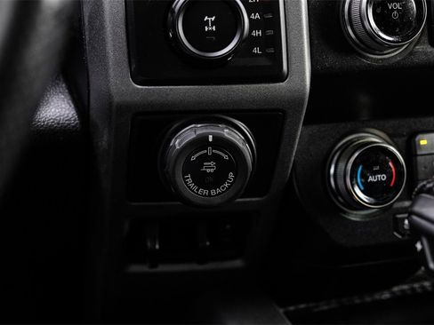 Used 2019 Ford F150 Raptor w/ Equipment Group 802A Luxury image 27