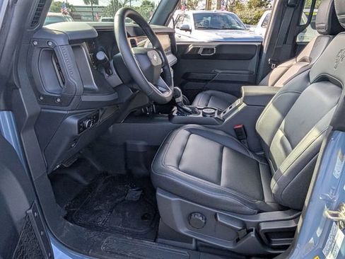 New 2025 Ford Bronco Badlands image 4