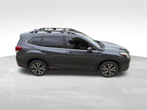 Used 2023 Subaru Forester Limited AWD/4WD image 2