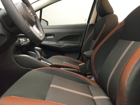 Used 2025 Nissan Versa SR w/ Trunk Package FWD image 17