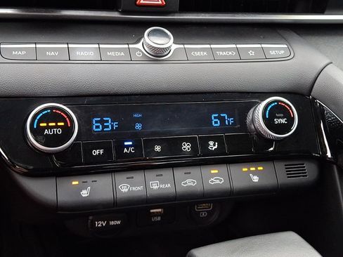 Certified 2023 Hyundai Elantra SEL w/ Convenience Package FWD image 17