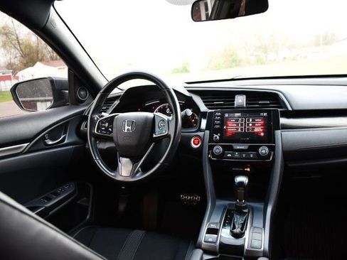 Used 2021 Honda Civic Sport image 19