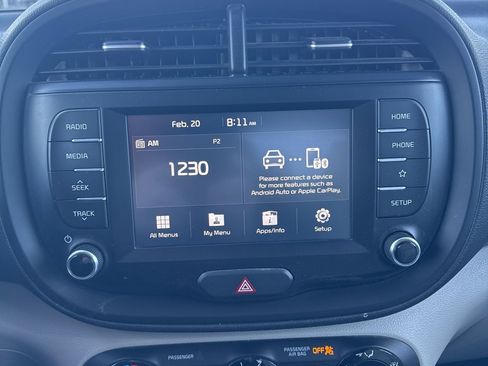 Used 2021 Kia Soul LX image 12