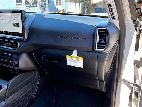 Used 2025 Ford Bronco Sport Big Bend w/ Convenience Package image 24