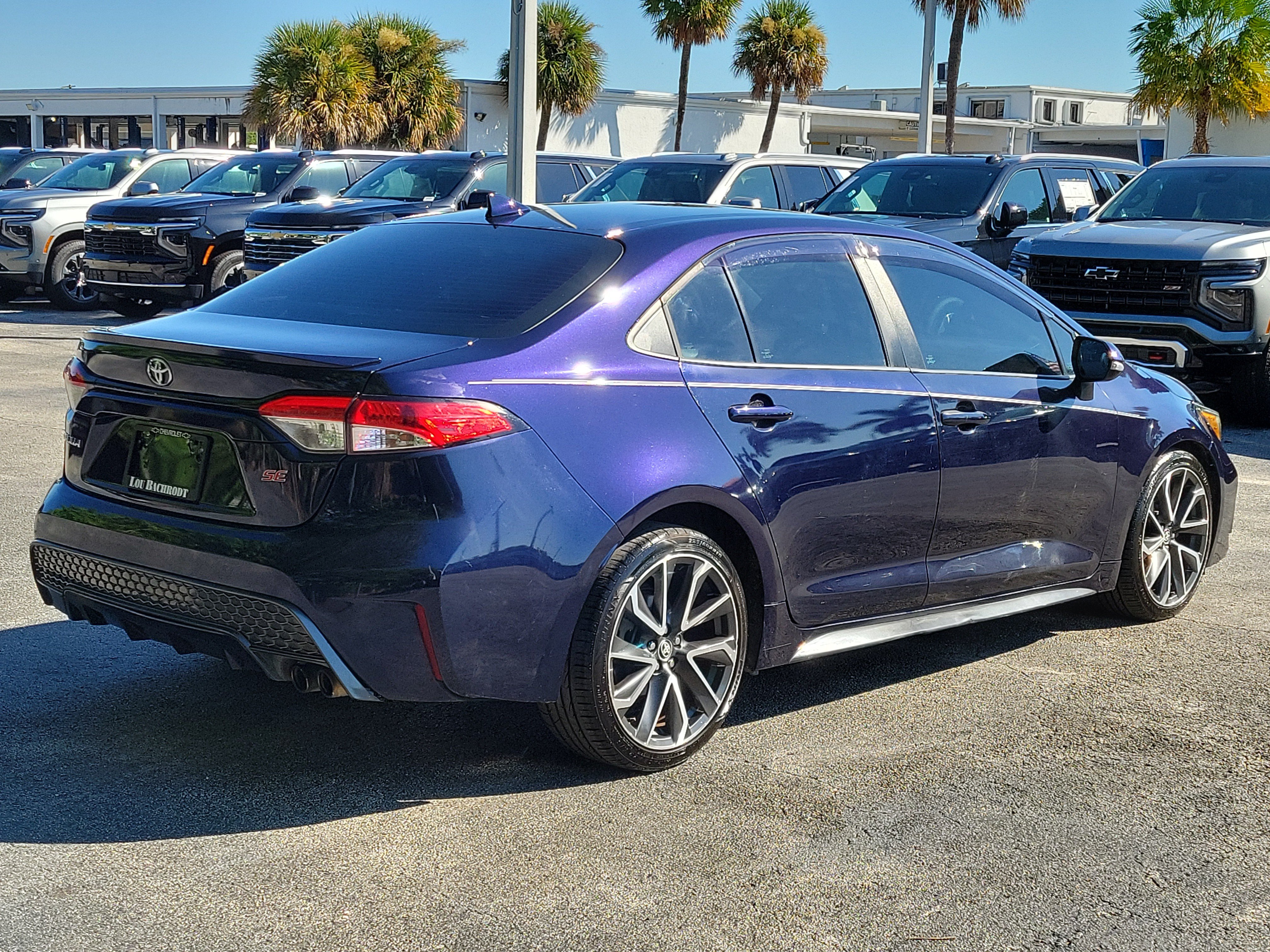 Used 2020 Toyota Corolla SE FWD image 3