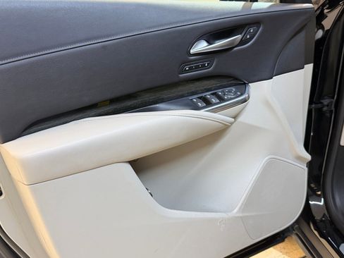 Used 2019 Cadillac XT4 Premium Luxury w/ Driver Awareness Package FWD image 12