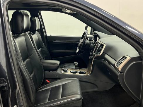 Used 2015 Jeep Grand Cherokee Limited image 32