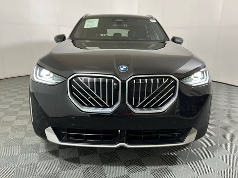 Used 2025 BMW X3 xDrive30i w/ Premium Package AWD/4WD image 3