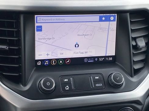 Certified 2023 GMC Acadia SLT AWD/4WD image 11