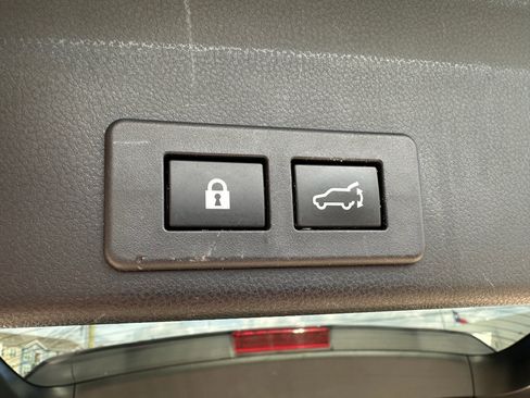 Used 2020 Subaru Ascent Limited w/ Popular Package #4 image 28