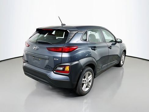Used 2021 Hyundai Kona SE image 4