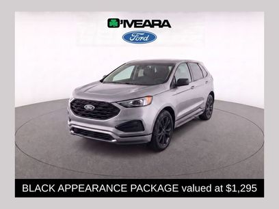 Used 2023 Ford Edge SE w/ Black Appearance Package