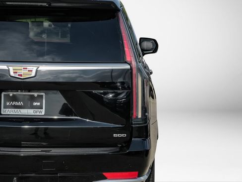 Used 2021 Cadillac Escalade ESV Premium Luxury Platinum AWD/4WD image 59