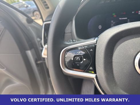 Certified 2025 Volvo XC90 B6 Plus image 21
