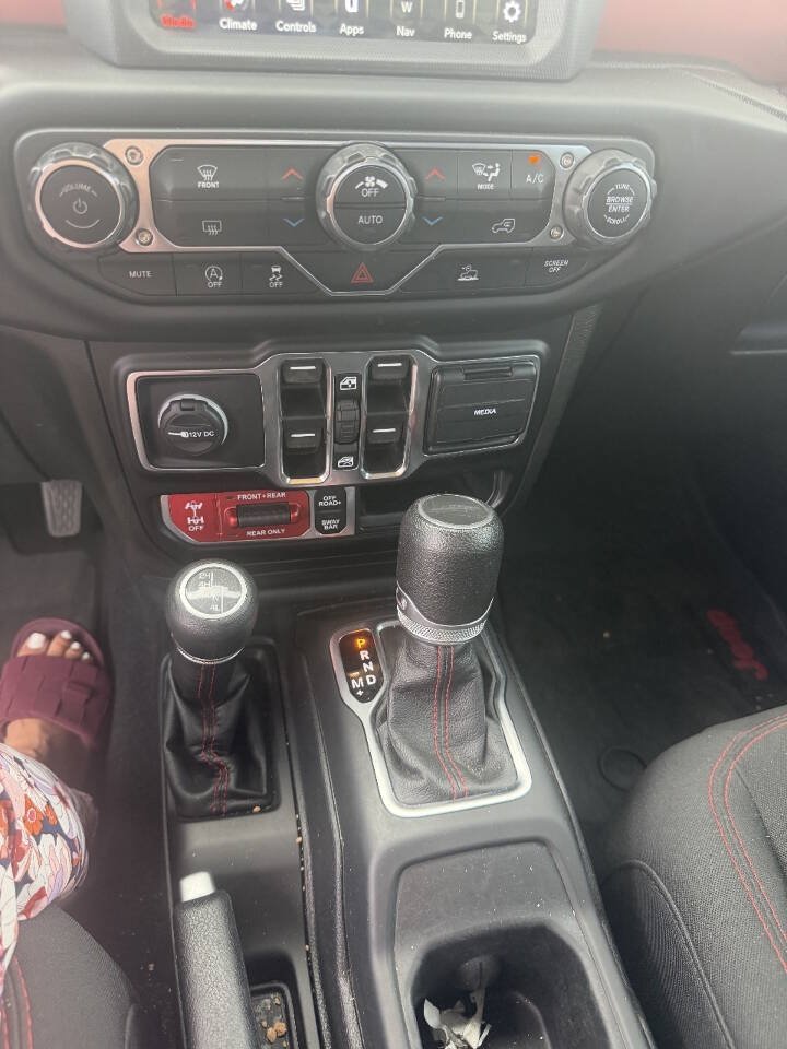Used 2020 Jeep Gladiator Rubicon AWD/4WD image 18