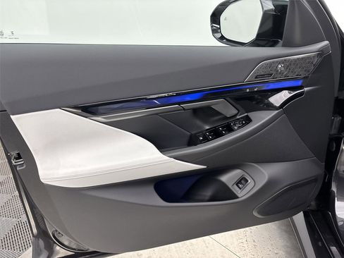 New 2026 BMW M5 image 26