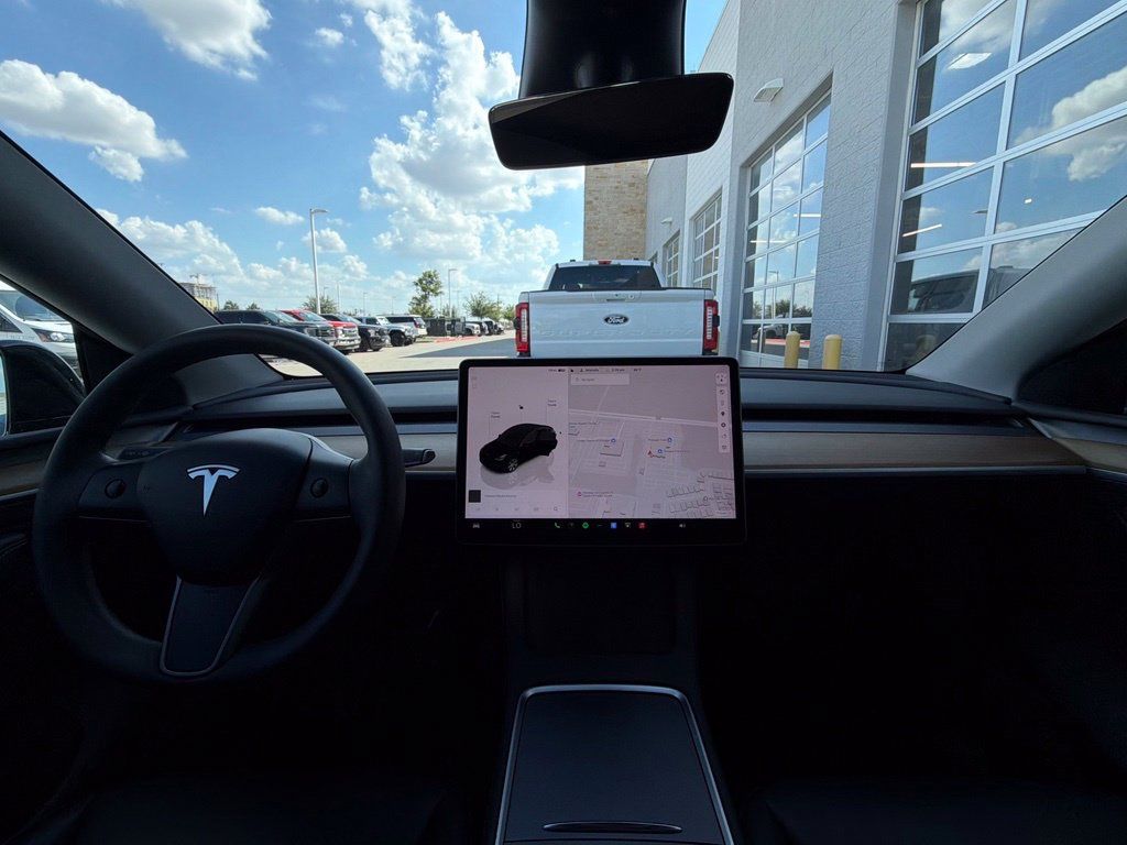 Used 2023 Tesla Model Y Long Range AWD/4WD image 24
