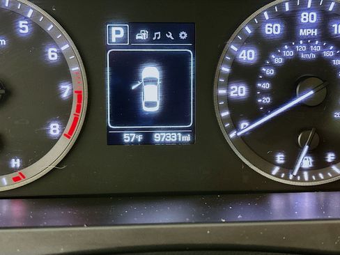 Used 2017 Hyundai Sonata Sport image 12