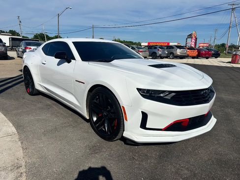 Used 2022 Chevrolet Camaro LT w/ Redline Edition RWD image 3