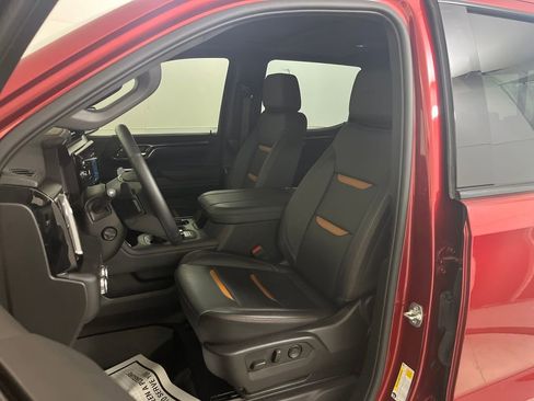 Used 2025 GMC Sierra 1500 AT4 w/ AT4 Premium Package image 18