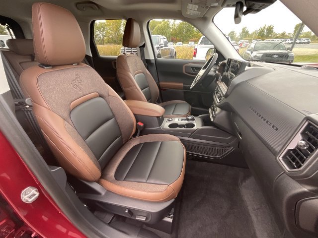 New 2026 Ford Bronco Sport Outer Banks w/ Outer Banks Tech Package+ AWD/4WD image 25