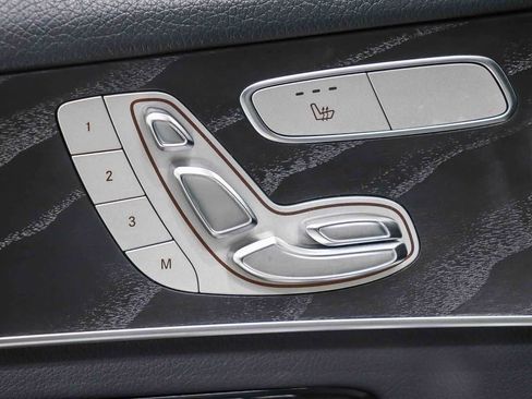 Used 2018 Mercedes-Benz GLC 300 image 21