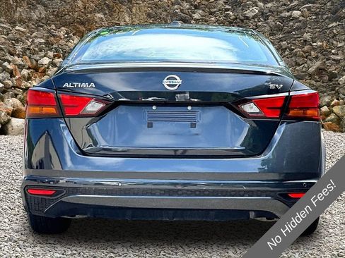 Used 2022 Nissan Altima 2.5 SV FWD image 4